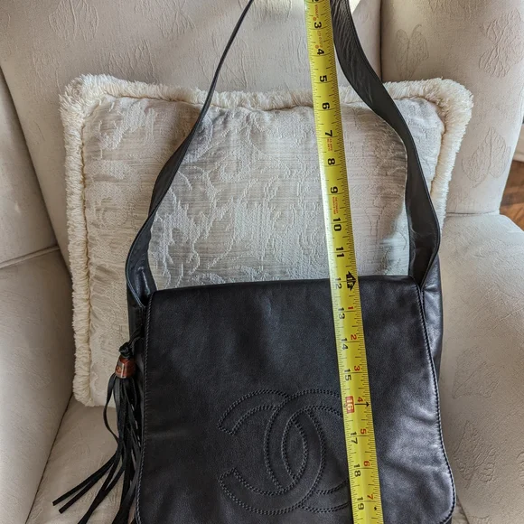 Rare Black Lambskin Large CC Tassel Hobo Bag Gold Hardware, 1996-1997 - Picture 5 of 13